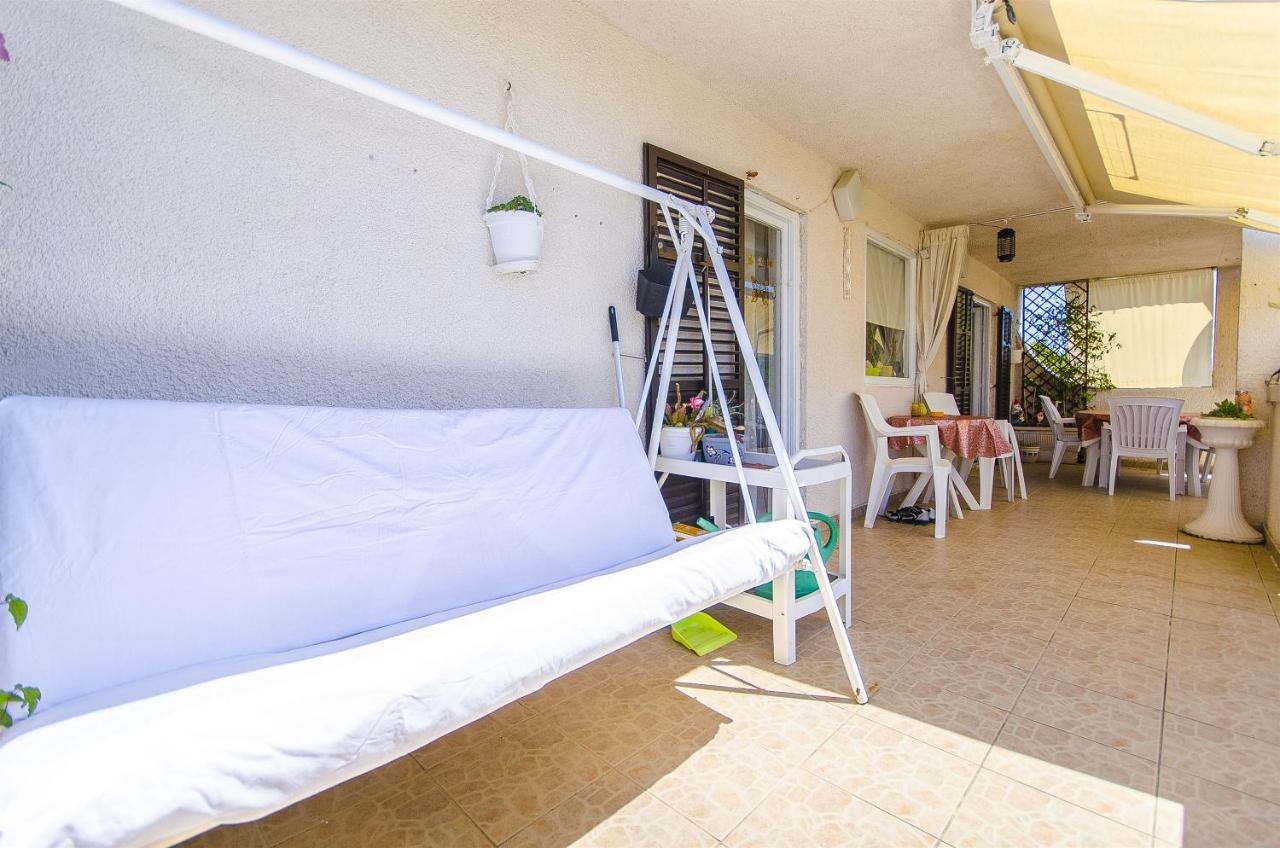 Apartment Branislava Рогозница Екстериор снимка