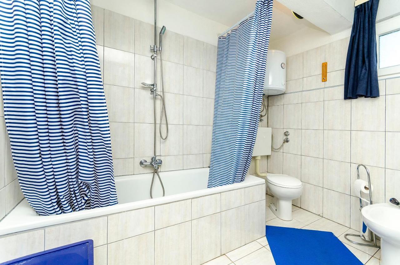 Apartment Branislava Рогозница Екстериор снимка